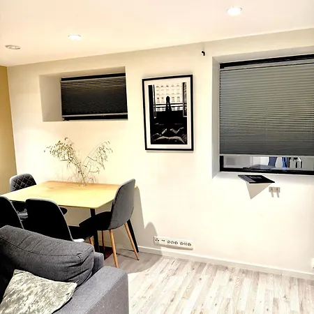 Aurora Polaris - 750m From Citycenter - Free Parking Apartment Tromso
