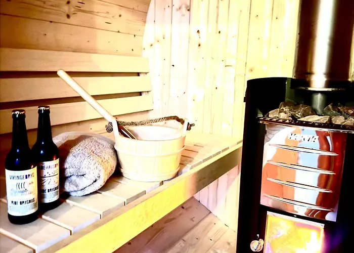 Апартаменты Aurora Polaris - Outdoor Sauna - Free Parking - 750m From Center