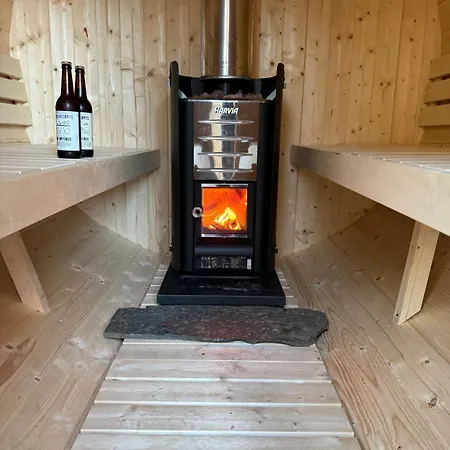 Aurora Polaris - Outdoor Sauna - Free Parking - 750m From Center Διαμέρισμα
